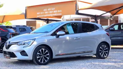 Renault Clio 2020 - 12850 EUR, 66000 km - AUTO.MOTO.pt - 66000km - foto 4 de 18