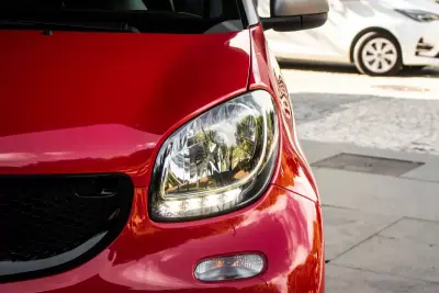 Smart ForTwo Coupé 2019 - 12900 EUR, 70638 km - AUTO.MOTO.pt - 70638km - foto 3 de 28