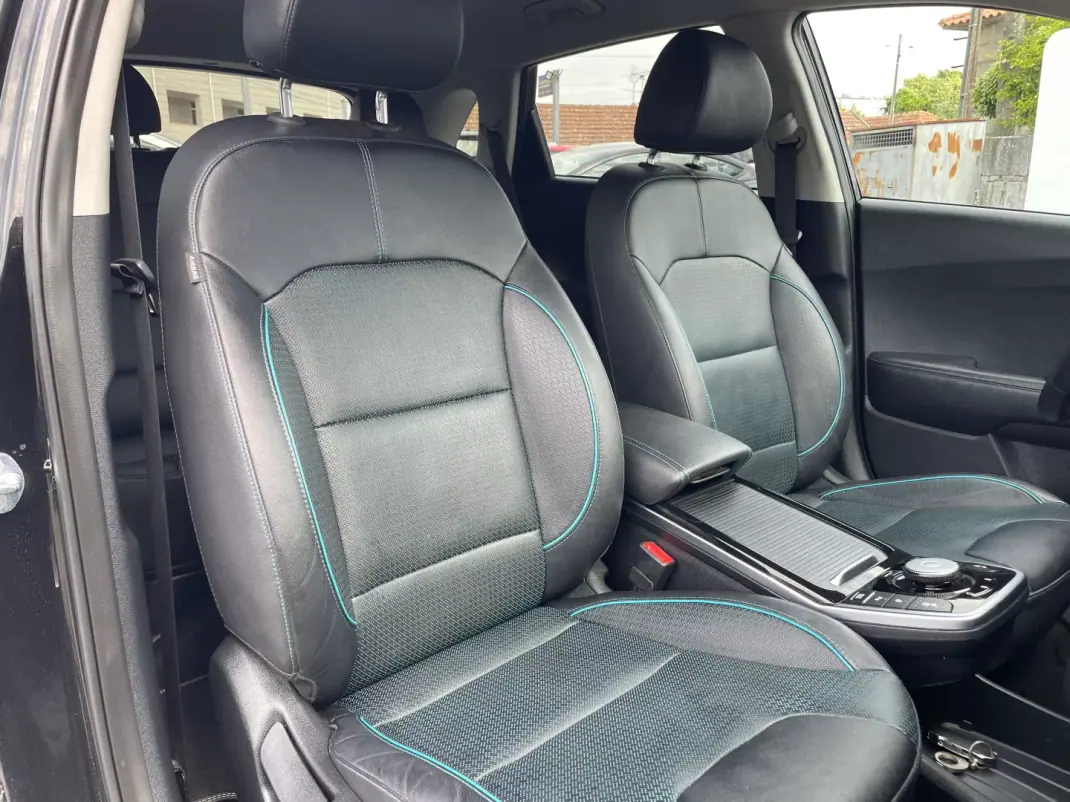Kia e-Niro 2022 - 22250 EUR, 71631 km - AUTO.MOTO.pt - 71631km - foto 17 de 44