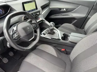Peugeot 3008 2019 - 17900 EUR, 66750 km - AUTO.MOTO.pt - 66750km - foto 4 de 21