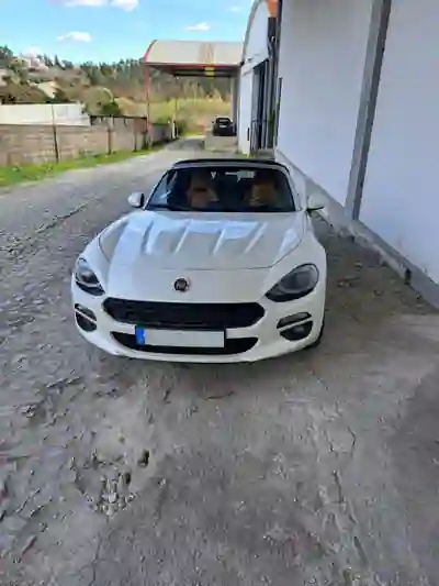 Fiat 124 Spider 2018 — foto 2 de 15