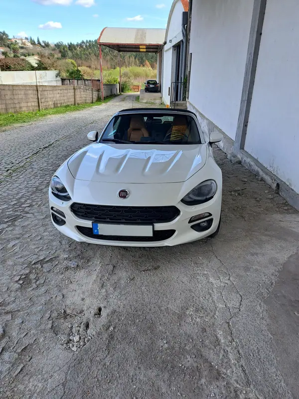 Fiat 124 Spider 2018 — foto 2 de 15