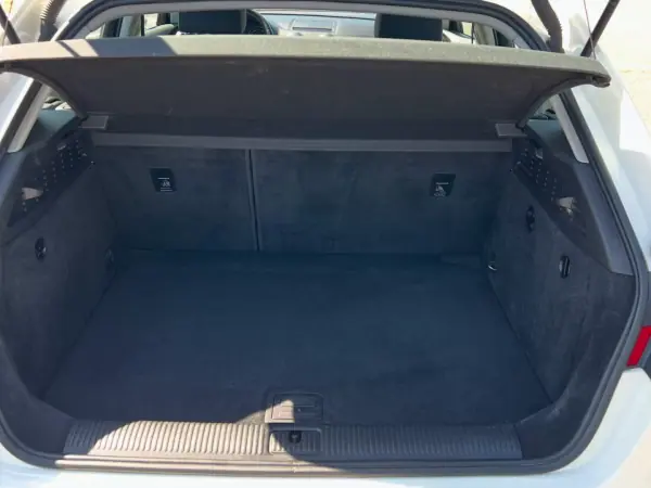 Audi A3 2014 - 11950 EUR, 213000 km - 213000km - foto 13 de 13