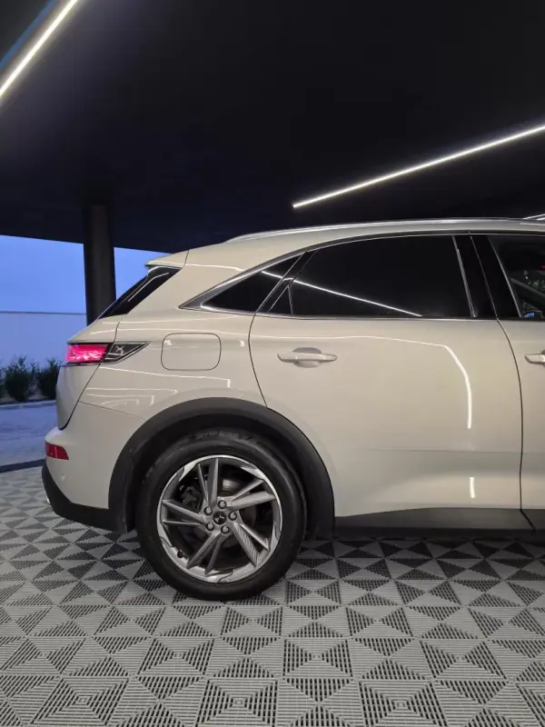DS DS7 Crossback 2021 - 26750 EUR, 158000 km - AUTO.MOTO.pt - 158000km - foto 13 de 32
