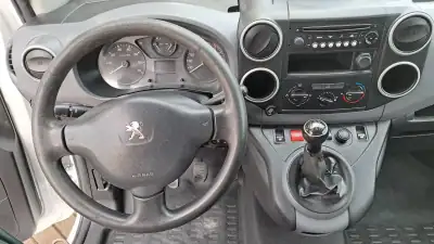 Peugeot Partner 1.6 BlueHDI L2 - 3 Lugares 2018 - 9900 EUR, 250472 km - AUTO.MOTO.pt - 250472km - foto 16 de 26