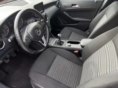 Mercedes-Benz A 160 2015 - 12900 EUR, 160650 km - AUTO.MOTO.pt - 160650km - foto 4 de 25
