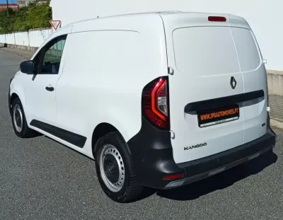 Renault Kangoo E-Tech 2022 — foto 5 de 18