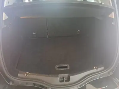 Renault Scénic 2017 - 9980 EUR, 262136 km - AUTO.MOTO.pt - 262136km - foto 27 de 39
