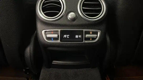 Mercedes-Benz C 43 AMG 2016 - 39990 EUR, 128967 km - AUTO.MOTO.pt - 128967km - foto 52 de 55