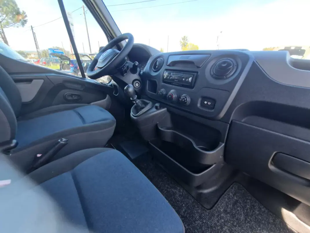 Renault 2012 - 14900 EUR, 156000 km - AUTO.MOTO.pt - 156000km - foto 5 de 5