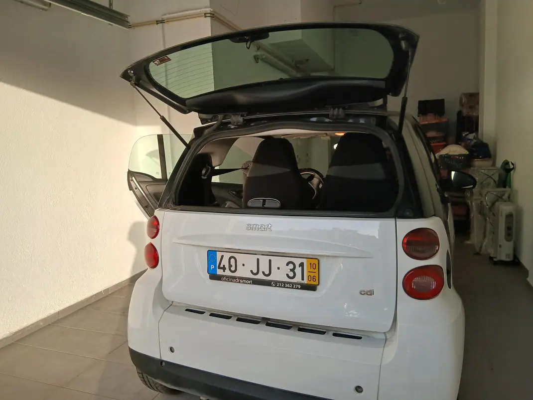 Smart ForTwo Coupé 2010 - 4500 EUR, 200000 km - 200000km - foto 6 de 7