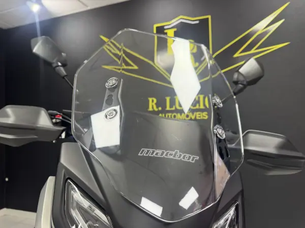 2025 - 5490 EUR, 0 km - AUTO.MOTO.pt - foto 15 de 31