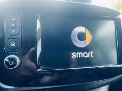 Smart Fortwo Cabrio 2019 - 9000 EUR, 150000 km - AUTO.MOTO.pt - 150000km - foto 5 de 15
