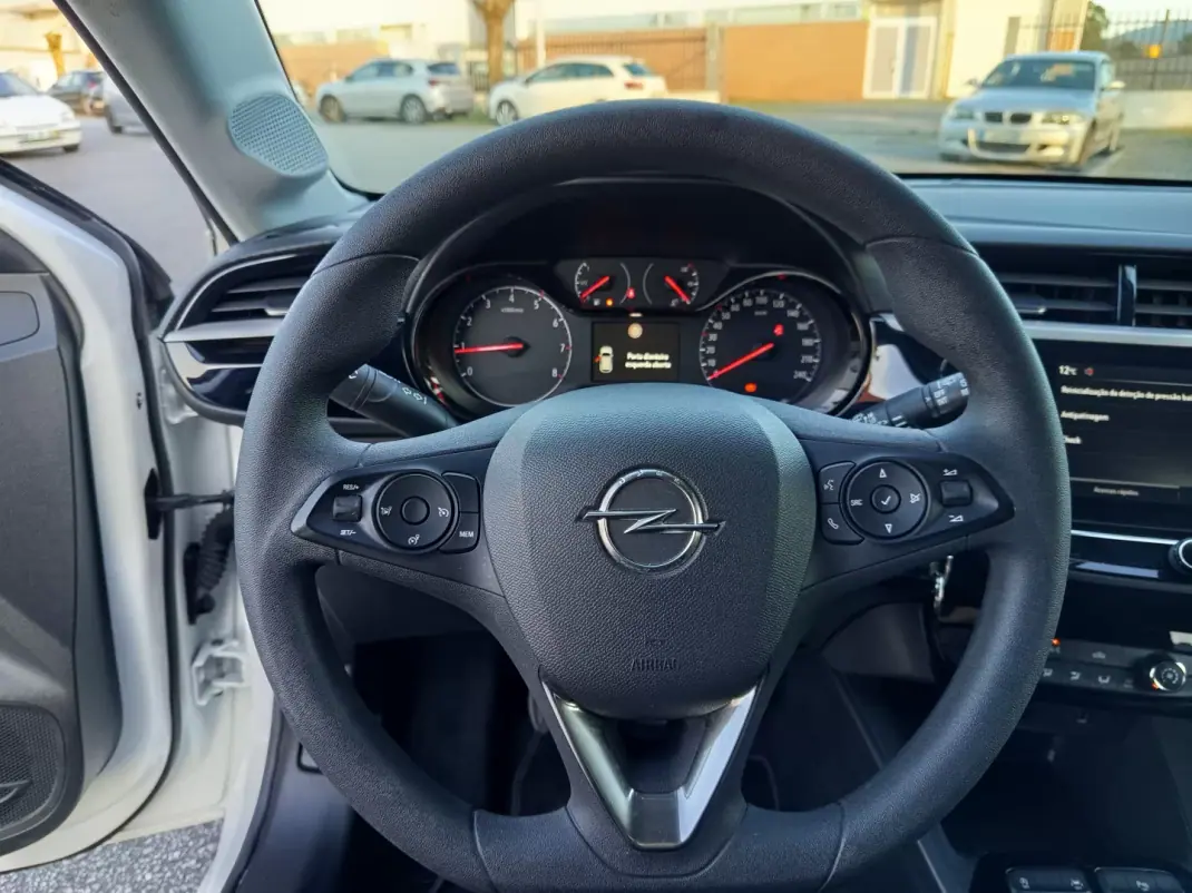 Opel Corsa 2021 - 12990 EUR, 111200 km - AUTO.MOTO.pt - 111200km - foto 15 de 16