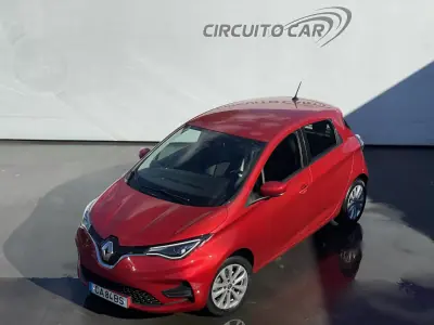 Renault Zoe 2020 - 15250 EUR, 74811 km - AUTO.MOTO.pt - 74811km - foto 10 de 38