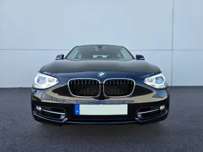 BMW 118 2013 - 12500 EUR, 140000 km - AUTO.MOTO.pt - 140000km - foto 11 de 35