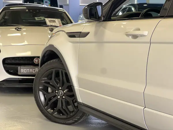 Land Rover Range Rover Evoque 2016 - 24990 EUR, 75000 km - AUTO.MOTO.pt - 75000km - foto 36 de 53