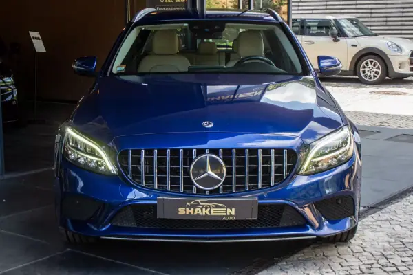 Mercedes-Benz C 300 2020 - 23990 EUR, 147104 km - AUTO.MOTO.pt - 147104km - foto 7 de 40