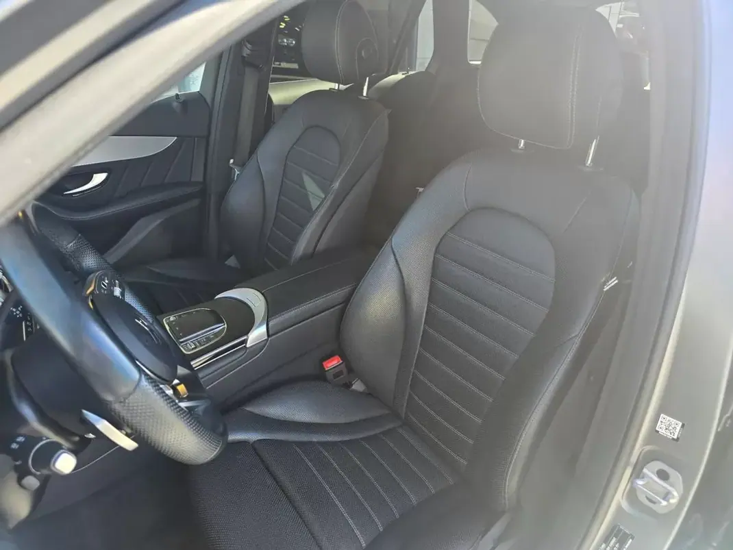 Mercedes-Benz GLC 300 2021 - 45980 EUR, 138000 km - AUTO.MOTO.pt - 138000km - foto 53 de 60