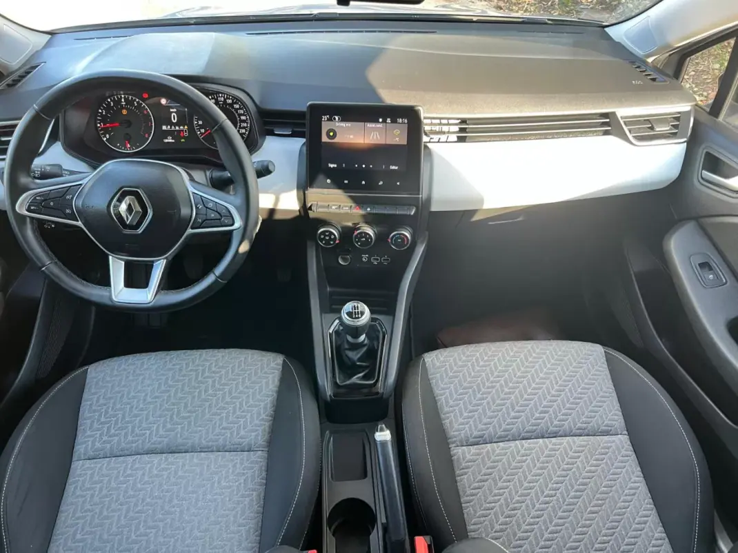 Renault Clio 2022 - 15750 EUR, 120180 km - 120180km - foto 10 de 46