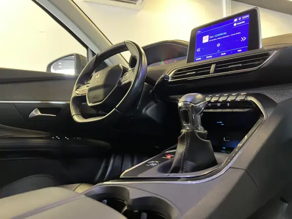 Peugeot 3008 2019 - 12990 EUR, 115000 km - AUTO.MOTO.pt - 115000km - foto 20 de 43