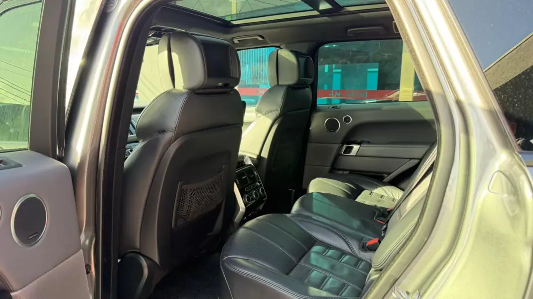 Land Rover Range Rover Sport 2014 - 37900 EUR, 187000 km - AUTO.MOTO.pt - 187000km - foto 12 de 15