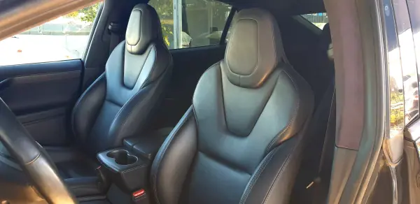 Tesla Model X 2019 - 59990 EUR, 179000 km - AUTO.MOTO.pt - 179000km - foto 11 de 61