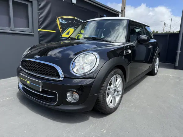 MINI Cooper 2012 - 8750 EUR, 212000 km - AUTO.MOTO.pt - 212000km - foto 4 de 17