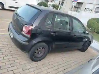 Volkswagen Polo 2004 - 1800 EUR, 22800 km - 22800km - foto 12 de 14