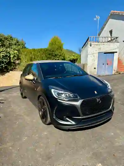 DS DS3 2018 - 16800 EUR, 130000 km - AUTO.MOTO.pt - 130000km - foto 1 de 15