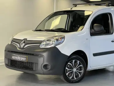 Renault 2018 - 6490 EUR, 385000 km - AUTO.MOTO.pt - 385000km - foto 18 de 33