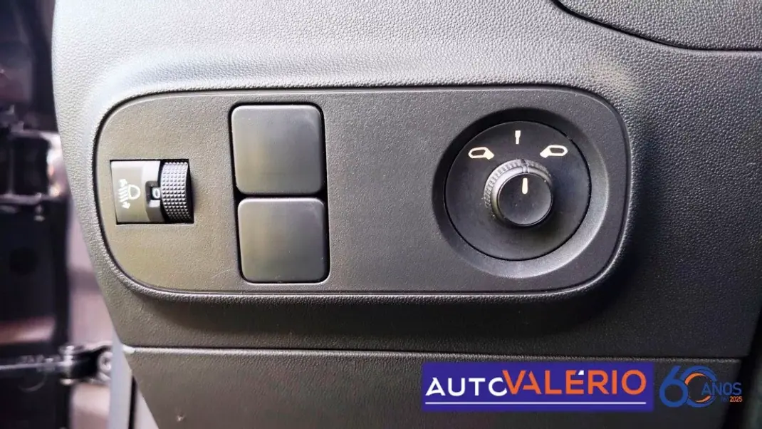 Citroën C3 2022 - 15450 EUR, 69728 km - AUTO.MOTO.pt - 69728km - foto 11 de 33