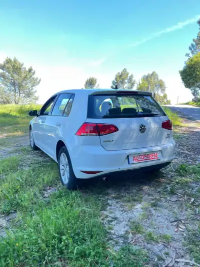 Volkswagen Golf 2016 - 16750 EUR, 235000 km - AUTO.MOTO.pt - 235000km - foto 5 de 22