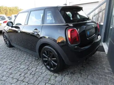 MINI Cooper 2021 - 19990 EUR, 90000 km - AUTO.MOTO.pt - 90000km - foto 11 de 52