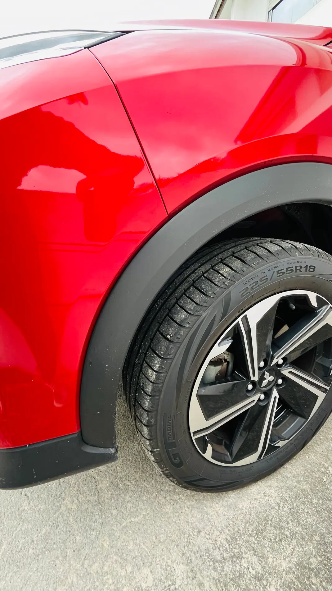 Mitsubishi Eclipse Cross 2022 - 23000 EUR, 64500 km - AUTO.MOTO.pt - 64500km - foto 6 de 7