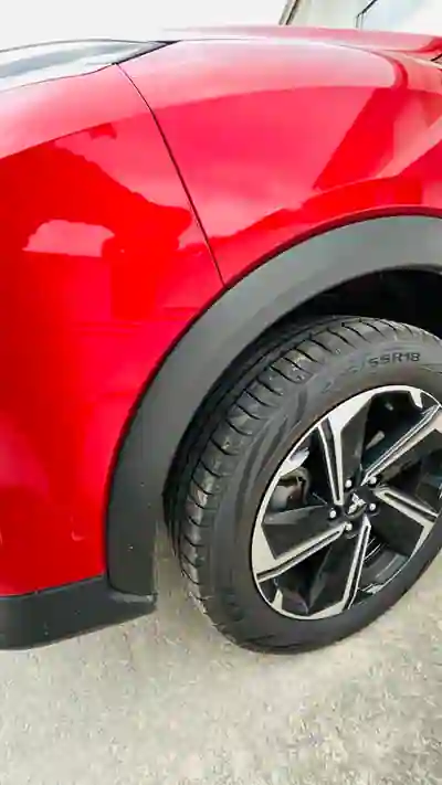 Mitsubishi Eclipse Cross 2022 - 23000 EUR, 64500 km - AUTO.MOTO.pt - 64500km - foto 6 de 7