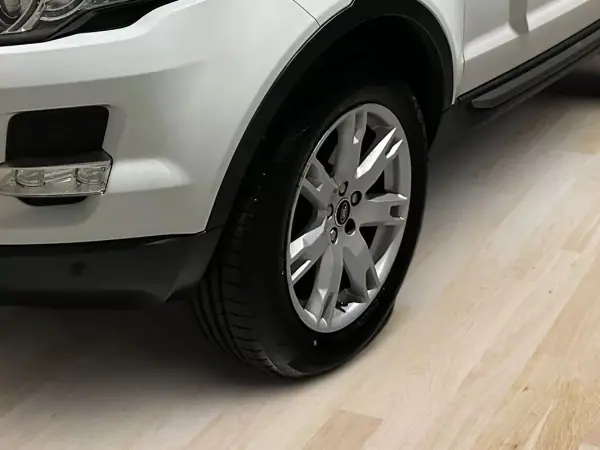 Land Rover Range Rover Evoque 2013 - 14800 EUR, 334000 km - AUTO.MOTO.pt - 334000km - foto 6 de 20