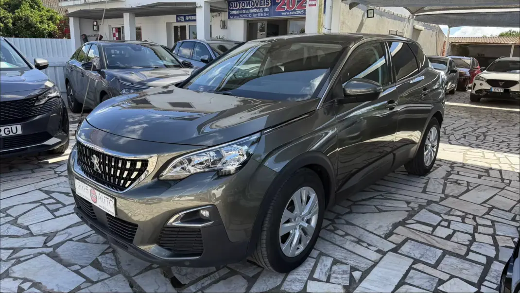 Peugeot 3008 2019 - 17980 EUR, 80200 km - AUTO.MOTO.pt - 80200km - foto 2 de 25