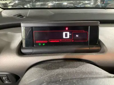 Citroën C4 Cactus 2015 - 11490 EUR, 99000 km - AUTO.MOTO.pt - 99000km - foto 3 de 3