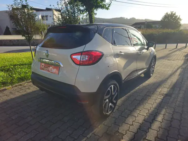Renault Captur 2015 - 8990 EUR, 161000 km - 161000km - foto 4 de 12