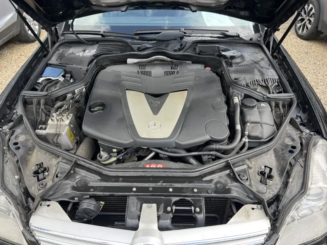 Mercedes-Benz CLS 320 2006 - 17900 EUR, 115600 km - AUTO.MOTO.pt - 115600km - foto 14 de 14