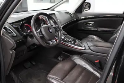 Renault Espace 2017 - 17900 EUR, 171000 km - AUTO.MOTO.pt - 171000km - foto 10 de 31