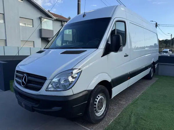 Mercedes-Benz Sprinter 2010 — photo 3 of 38