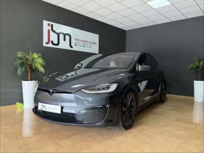 Tesla Model X 2023 - 75000 EUR, 99874 km - AUTO.MOTO.pt - 99874km - foto 3 de 14