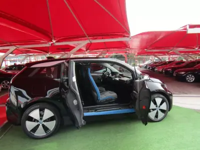 BMW i3 2018 - 17000 EUR, 99120 km - 99120km - foto 1 de 21