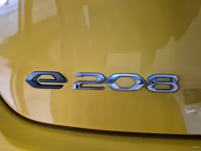 Peugeot e-208 2021 - 18496 EUR, 33131 km - AUTO.MOTO.pt - 33131km - foto 33 de 35
