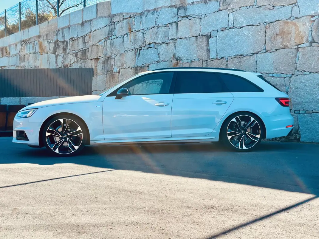 Audi A4 Avant 2017 - 27900 EUR, 164000 km - AUTO.MOTO.pt - 164000km - foto 6 de 70