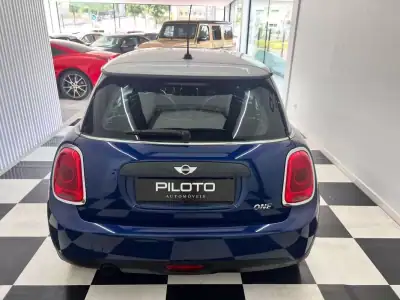 MINI One 2015 - 11990 EUR, 113320 km - AUTO.MOTO.pt - 113320km - foto 6 de 25