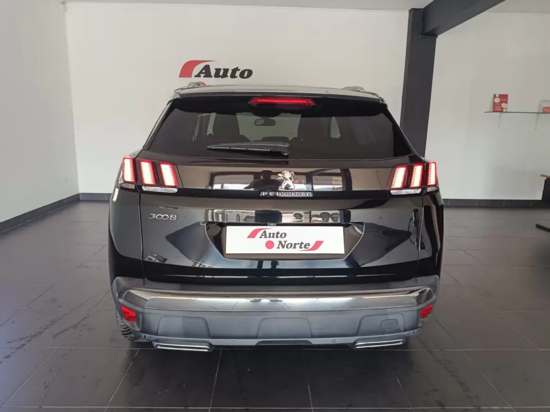 Peugeot 3008 2018 - 20300 EUR, 139000 km - 139000km - foto 6 de 31