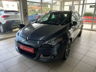 Renault Mégane Sport Tourer 2010 - 4990 EUR, 340390 km - AUTO.MOTO.pt - 340390km - foto 8 de 44